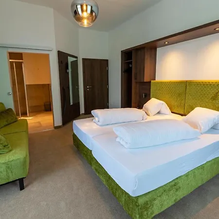 Szálloda Ertl Gmbh 4*